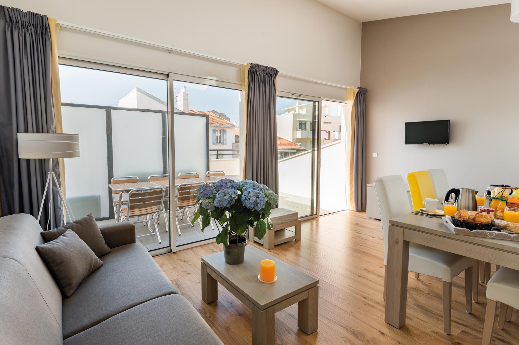 Lagrange Vacances Les Patios Eugenie Biarritz Ngoại thất bức ảnh