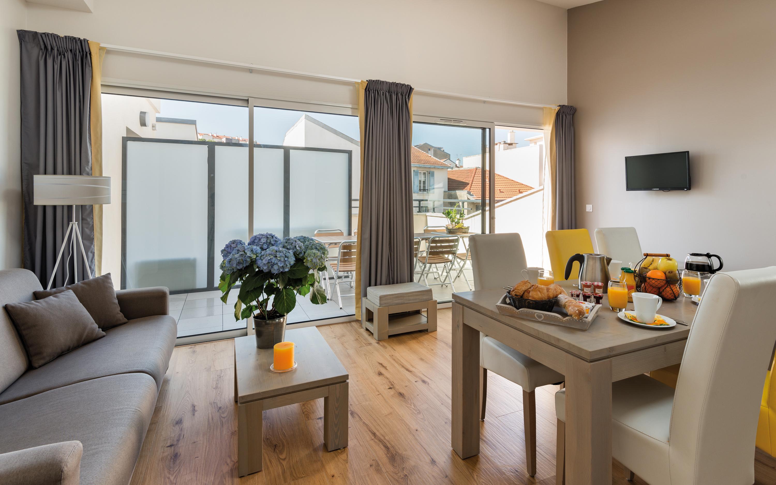 Lagrange Vacances Les Patios Eugenie Biarritz Ngoại thất bức ảnh