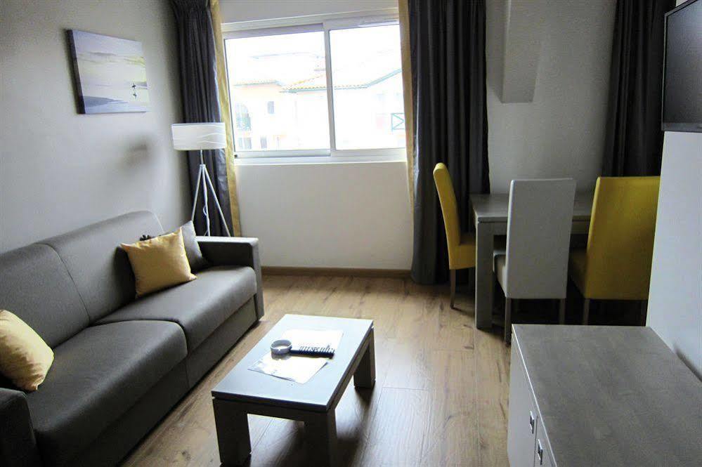 Lagrange Vacances Les Patios Eugenie Biarritz Ngoại thất bức ảnh